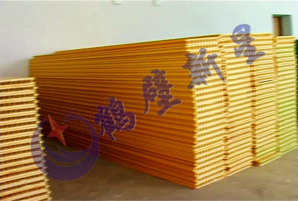 聚氯乙烯復(fù)合板材,礦用風(fēng)門專用板材,阻燃抗靜電